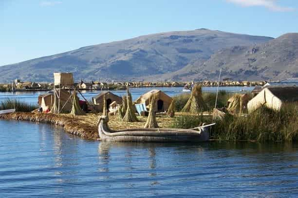 The coastline of Lake Titicaca.